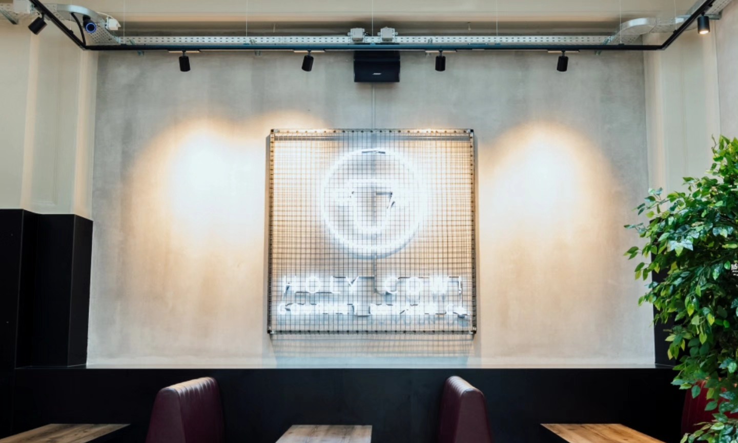 Holy Cow! Gourmet Burger Co. BERN in Bern – Foto 3