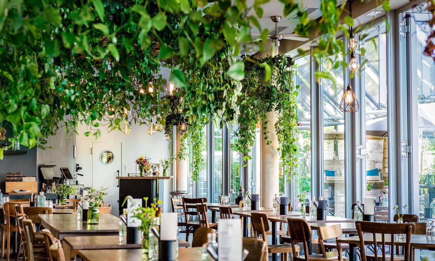 The Artisan - Kitchen & Urban Garden